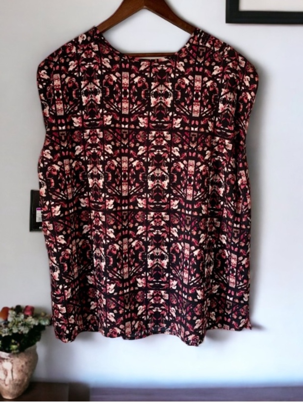 Pure Energy Abstract Sleeveless Top Size 3X - Picture 8 of 10